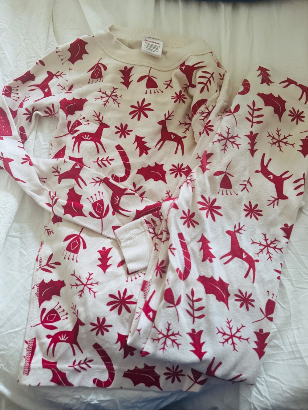 Hanna Andersson Cream and Red Reindeer Holiday Pajama Set
